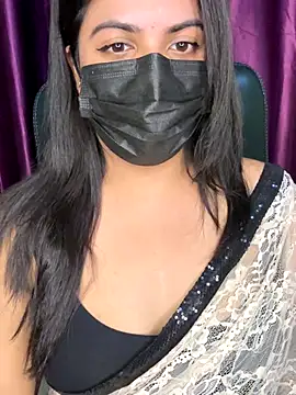 Snapshot of best_couple19 chatting on November 2025 06:30:01 PM best couple19 online show from November 2025 06:30:01 PM