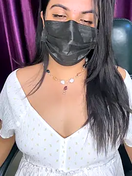 Snapshot of best_couple19 chatting on November 2025 05:57:01 PM best couple19 online show from November 2025 05:57:01 PM