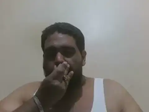 Snapshot of elpoop7305 chatting on February 2026 10:06:01 PM elpoop7305 online show from February 2026 10:06:01 PM