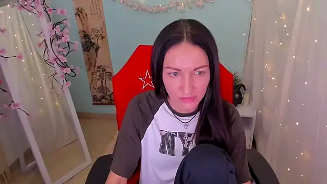 Aurora Loveu online show from April 2026 11:27:01 PM