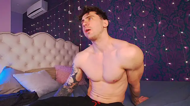 Oscar Miller  online show from November 2025 09:18:01 PM