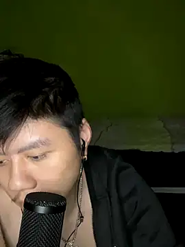 Snapshot of Kingpowerlittel chatting on September 2025 06:18:02 PM Kingpowerlittel online show from September 2025 06:18:02 PM