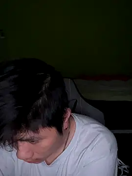 Snapshot of Kingpowerlittel chatting on October 2025 04:48:02 AM Kingpowerlittel online show from October 2025 04:48:02 AM