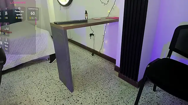 chubby sexy  online show from November 2025 12:18:01 PM