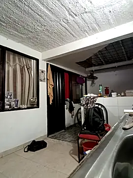 Morenaza6420 online show from October 2025 01:30:02 AM