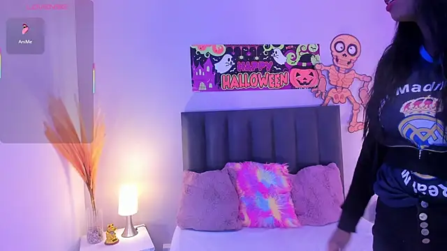 KendraChavez  online show from October 2025 10:32:02 PM