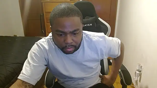 Breadwinnah online show from November 2025 05:54:01 AM