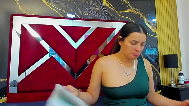 VioletRose as online show from February 2026 11:36:02 PM