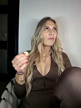 Melody1600 online show from October 2025 10:43:02 PM