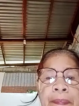 Snapshot of Sweet-Lita50 chatting on October 2025 12:13:01 AM Sweet-Lita50 online show from October 2025 12:13:01 AM