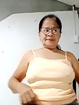 Snapshot of Sweet-Lita50 chatting on November 2025 12:25:01 PM Sweet-Lita50 online show from November 2025 12:25:01 PM