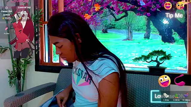 Snapshot of bayolet_ chatting on November 2025 11:32:02 AM bayolet online show from November 2025 11:32:02 AM