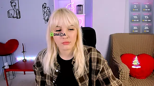 Snapshot of marta_smith chatting on November 2025 08:13:02 PM marta smith online show from November 2025 08:13:02 PM