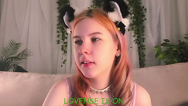 ElizSpieth online show from October 2025 01:05:01 AM