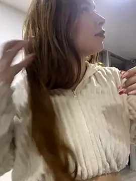 CharlotteBrownn  online show from November 2025 03:40:02 AM