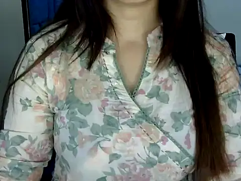 Rumi cute online show from February 2026 03:19:01 PM