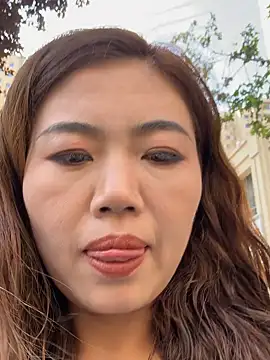 feifei 521 online show from September 2025 02:33:01 AM