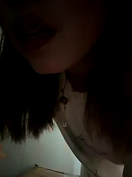 feifei 521 online show from November 2025 12:32:01 AM