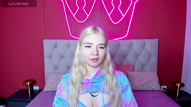 RuthBryant online show from September 2025 01:39:02 AM