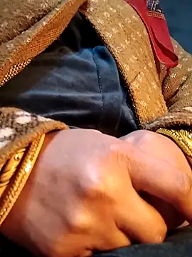 rani8008 online show from January 2026 05:49:02 PM