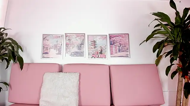 Snapshot of Yumii_sweetgirl chatting on September 2025 12:05:02 PM Yumii sweetgirl online show from September 2025 12:05:02 PM