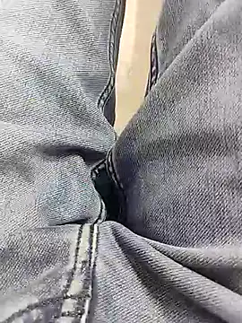 themasklover online show from April 2026 09:32:02 AM