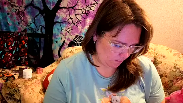 Princess  Kitty   online show from October 2025 06:42:02 PM