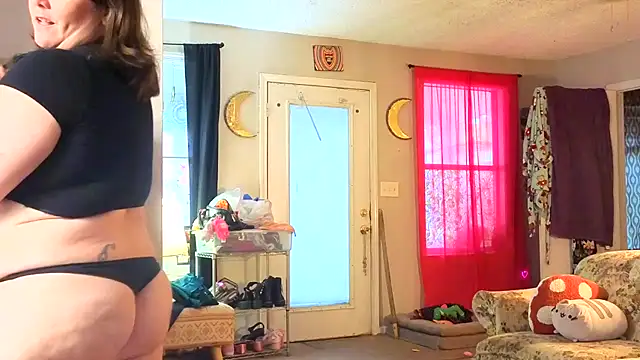 Princess  Kitty   online show from July 2026 08:55:01 PM