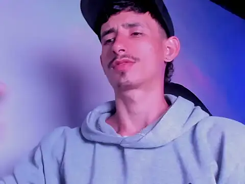 Damartinez27 online show from March 2026 08:42:01 AM