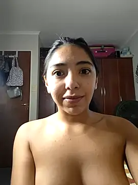 missapril0101 online show from April 2026 05:22:02 PM