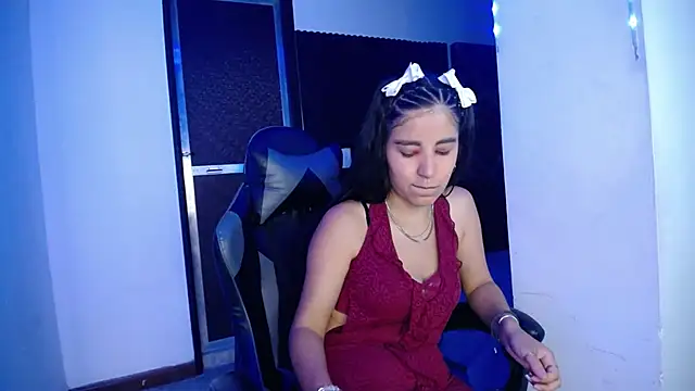 Lucy-23 online show from November 2025 11:26:02 PM