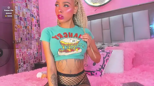 Snapshot of Nicole_Rosales chatting on September 2025 06:51:02 PM Nicole Rosales online show from September 2025 06:51:02 PM