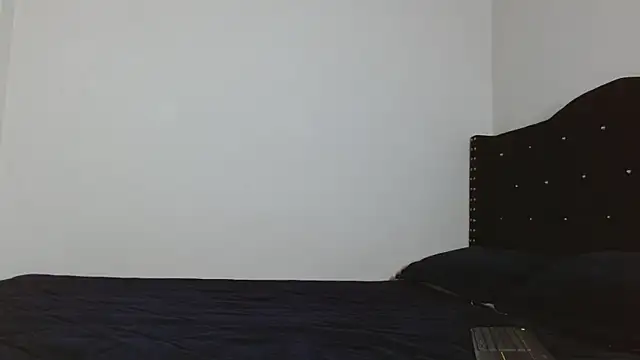 SamyRoss online show from September 2025 12:32:01 AM