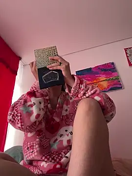 larsonbeverly online show from March 2026 07:21:02 PM