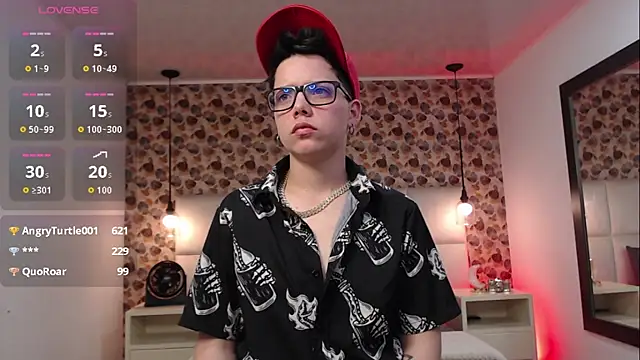 SpencerMontgomery online show from September 2025 07:19:01 AM