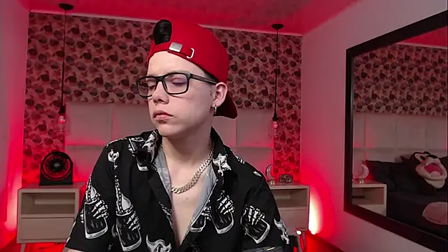 SpencerMontgomery online show from September 2025 05:34:02 PM