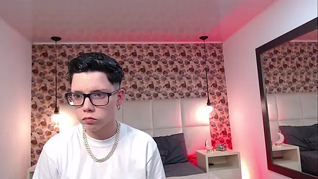 SpencerMontgomery online show from September 2025 10:34:02 PM