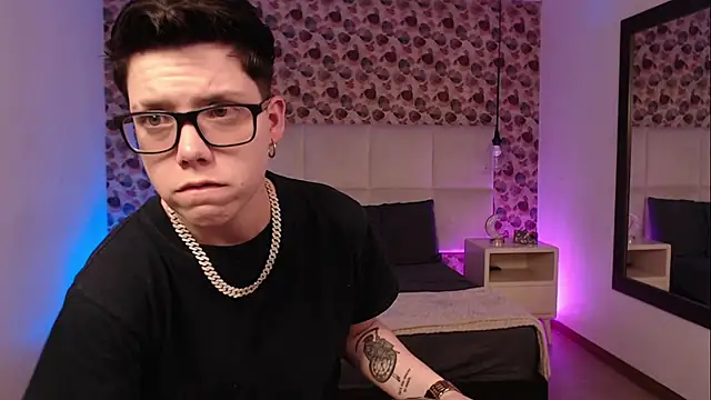 SpencerMontgomery online show from September 2025 08:14:01 PM