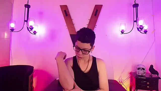 SpencerMontgomery online show from November 2025 07:13:01 PM