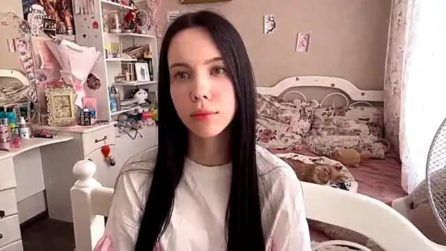 AxyKitten online show from September 2025 12:16:01 PM