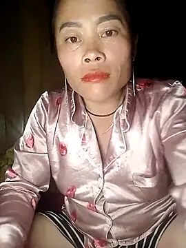 CoMay003 online show from March 2026 01:40:02 PM