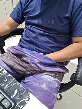 Snapshot of Carloskasado chatting on March 2026 03:36:01 AM Carloskasado online show from March 2026 03:36:01 AM