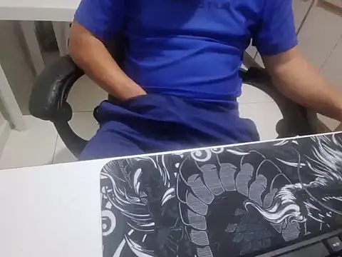 Carloskasado online show from March 2026 10:36:01 PM