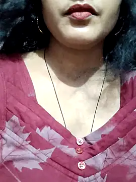 Snapshot of spicysuhana chatting on June 2026 04:39:02 AM spicysuhana online show from June 2026 04:39:02 AM