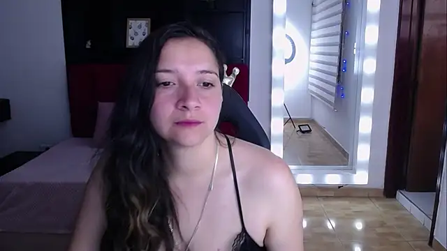 Agatha bellucci  online show from September 2025 02:44:02 PM