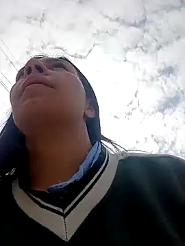 Nika Hot online show from November 2025 01:43:03 PM