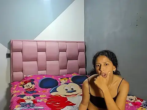 Snapshot of patrickMilena chatting on June 2026 03:40:02 AM patrickMilena online show from June 2026 03:40:02 AM