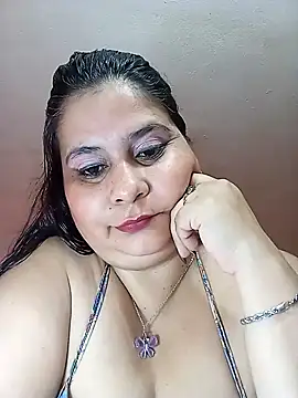 Ayma1983 online show from March 2026 11:18:01 AM