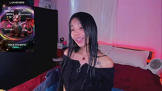 Miss Charlottet online show from February 2026 08:25:02 PM