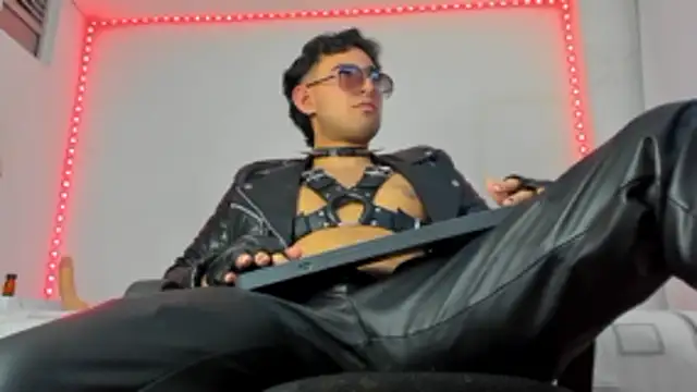 Alexxx savage online show from October 2025 03:07:02 AM